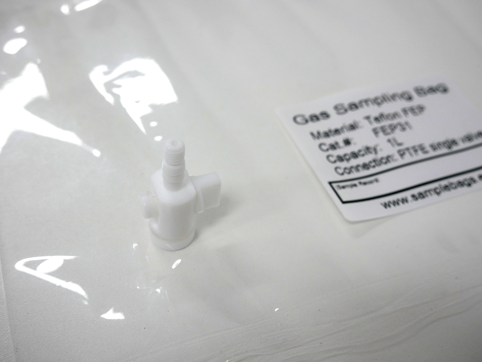 thumbnail image 2 of CEL Scientific Kynar Air/Gas Sampling Bags – 10 Pack, 0.5L-10L, PVDF Film, PTFE/SS Fittings, USA-Made 2 of 5